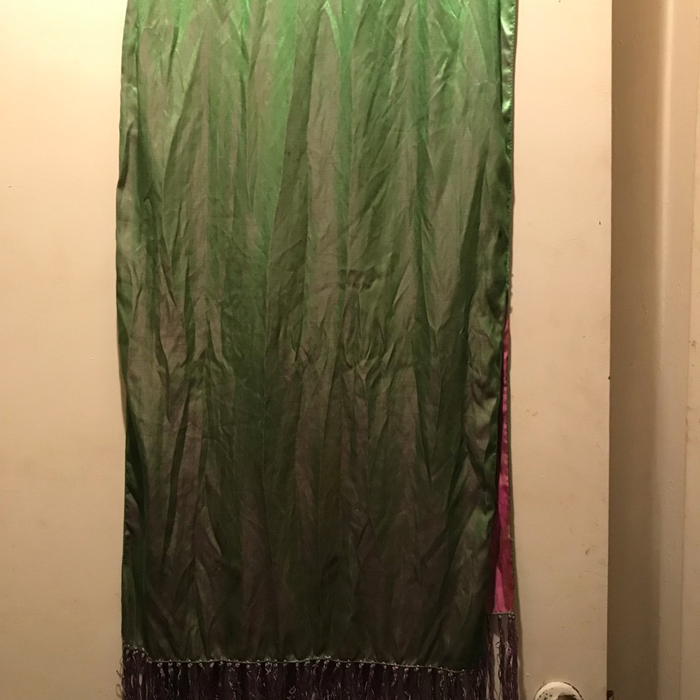 Shawl/Wrap.  Worn many ways.